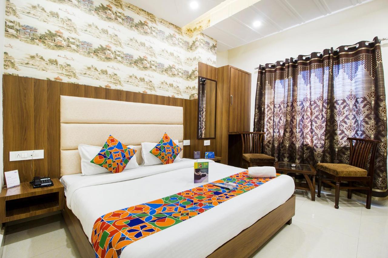 होटल Fabhotel Royal Hussainpura Chowk 3*