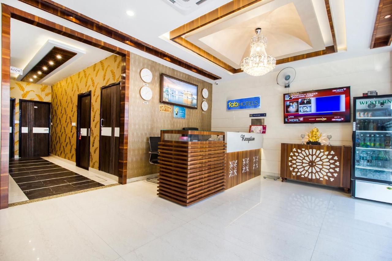 Fabhotel Royal Hussainpura Chowk होटल 3*